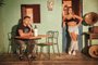 Anitta exibe novo visual em clipe com Wesley Safadão