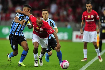  PORTO ALEGRE, RS, BRASIL - 21/03/2018 - Inter recebe o Grêmio pelo jogo de volta das quartas de final do Gauchão 2018. O jogo é o Gre-Nal de número 415. (Lauro Alves/Agência RBS)