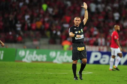  PORTO ALEGRE, RS, BRASIL - 21/03/2018 - Inter recebe o Grêmio pelo jogo de volta das quartas de final do Gauchão 2018. O jogo é o Gre-Nal de número 415. (Lauro Alves/Agência RBS)