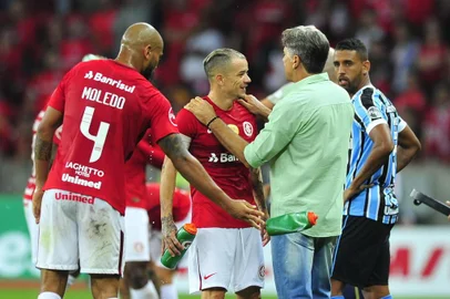  PORTO ALEGRE, RS, BRASIL - 21/03/2018 - Inter recebe o Grêmio pelo jogo de volta das quartas de final do Gauchão 2018. O jogo é o Gre-Nal de número 415. (Lauro Alves/Agência RBS)