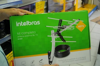  CAXIAS DO SUL, RS, BRASIL 25/01/2018como estão as vendas de televisores com a troca do sinal digital pelo analógico. Em algumas, as vendas do produto estariam bem acima das metas. (Felipe Nyland/Agência RBS)