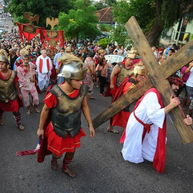  PORTO ALEGRE, RS, BRASIL, 18-04-2014: Encenação da Paixão de Cristo no Morro da Cruz em Porto Alegre (FOTO FÉLIX ZUCCO/AGÊNCIA RBS, Editoria de Geral).