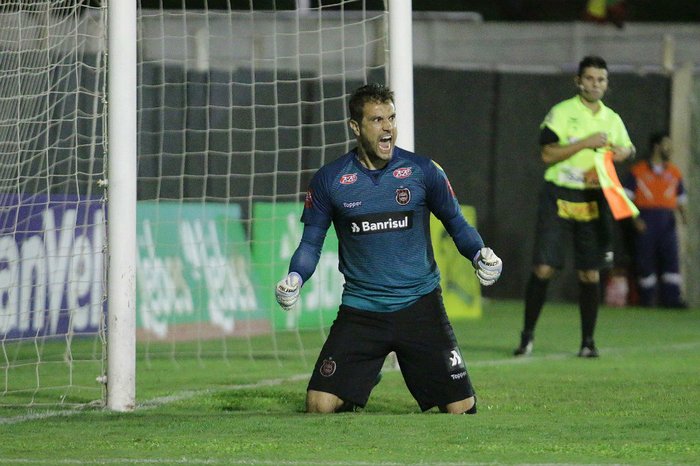 Jonathan Silva / Brasil-Pel/DivulgaÃ§Ã£o