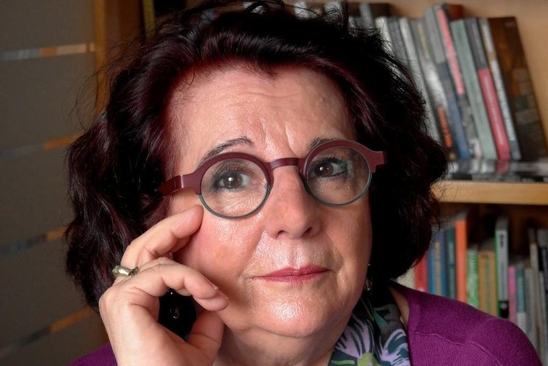 Maria Helena Weber, autora do livro de contos Na Língua Delas