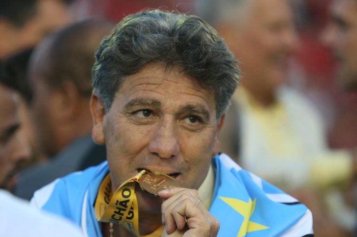 O que Renato levou em conta quando recusou os milhões oferecidos pelo Flamengo