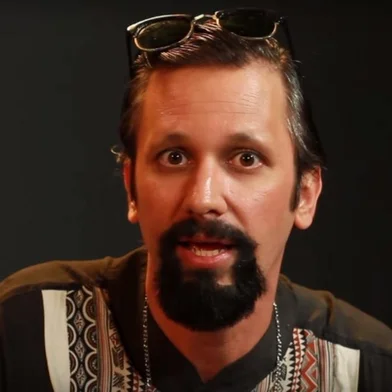 Daniel Furlan é um dos atores e roteirisas do Choque de Cultura. Ele vive o personagem Renan