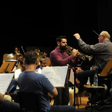  CAXIAS DO SUL, RS, BRASIL, 09/04/2018 - Ensaio da Orquestra da UCS para a Quinta Sinfônica  que terá como solista o trompetista Tiago Linck. (Marcelo Casagrande/Agência RBS)