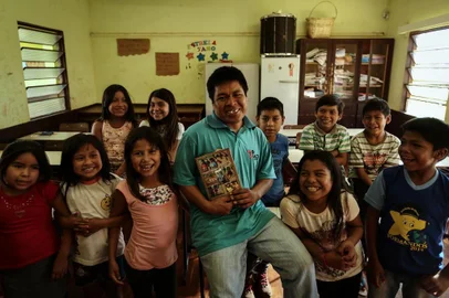  TENENTE PORTELA/REDENTORA/ERVAL SECO, RS, BRASIL, ABRIL/2018: Benjamin Perokag Crespo, professor de Kaingangda escola E. E. Ind. de Ens. Fun. Davi Rygjo Fernandes, da comunidade Missão. Os kaingangs da Terra Indígena Guarita. Maioria dentro da Terra Indígena Guarita, no Noroeste do Estado, os kaingangs enfrentam o desafio de ultrapassar o tempo para preservar as tradições de um povo secular.   (FOTOS: CARLOS MACEDO / AGENCIA RBS)Indexador: Carlos Macedo
