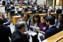 Movimentaação de Plenário em dia de votação dos aplicativos