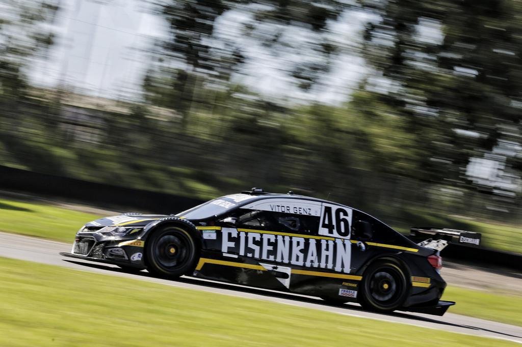 24304608.jpg?format=webp&w=