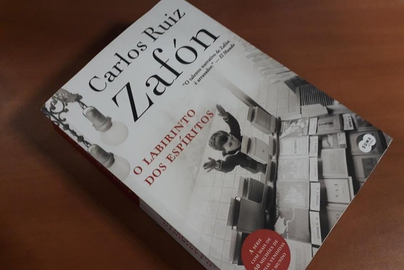 Livro O Labirinto dos Espíritos, de Carlos Ruiz Zafón