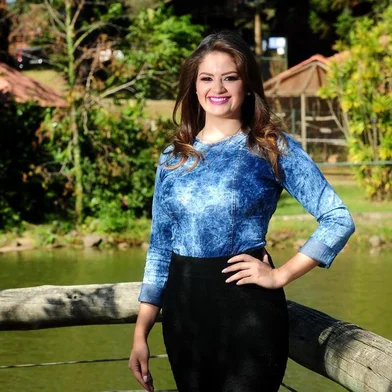  CAXIAS DO SUL, RS, BRASIL, 17/04/2018. Perfil de Luisa de Moraes Paim, embaixatriz e candidata a rainha da Festa da Uva 2019, no Zoológico da UCS. (Diogo Sallaberry/Agência RBS)