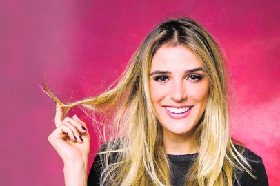 Após licença maternidade, Rafa Brites faz parte do time do Vídeo Show