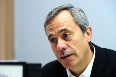  CAXIAS DO SUL, RS, BRASIL, 13/10/2017. O ex-gerente regional do Ministério do Trabalho em Caxias, Vanius Corte, retoma seus oito anos à frente do cargo e fala sobre seus motivos para voltar a ser somente auditor-fiscal. (Diogo Sallaberry/Agência RBS)