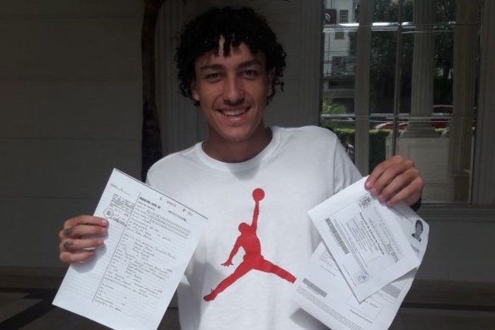 Promessa do Grêmio obtém cidadania espanhola; Barcelona de olho