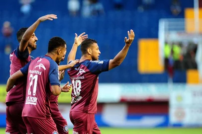 CAXIAS DO SUL, RS, BRASIL, 06/05/2018. SER Caxias x Nova Iguaçu, no estádio Centenário em Caxias do Sul, jogo válido pela série D do Campeonato Brasileiro. (Diogo Sallaberry/Agência RBS)