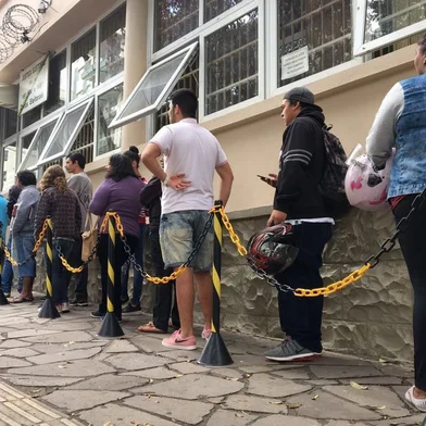 Prazo para regularizar título eleitoral encerra amanhã.