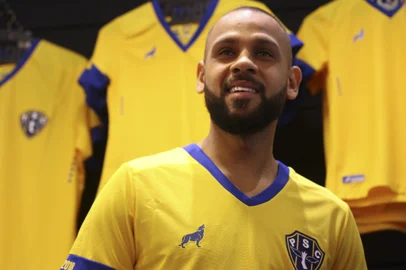 Carlinhos, Inter, Paysandu, Série B
