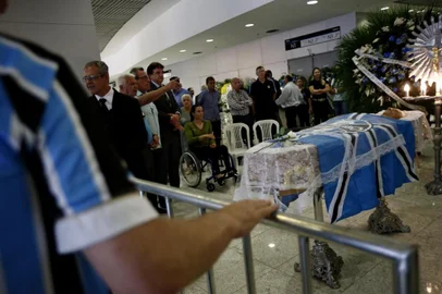  PORTO ALEGRE, RS, BRASIL, 10-05-2018. Velório do ex-presidente do Grêmio, Fábio Koff, na Arena. (FOTO: ANDRÉ ÁVILA/AGÊNCIA RBS)