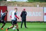 Inter oficializa saída de Odair e anuncia que Colbachini treinará equipe nesta sexta