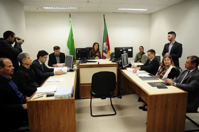  CAXIAS DO SUL, RS, BRASIL, 17/05/2018 - Audiência de conciliação entre Visate e Prefeitura busca resolver impasse que cerca o aumento da tarifa do transporte público na cidade. (Marcelo Casagrande/Agência RBS)