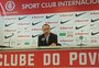 "Ainda não falamos em nomes de jogadores", diz Rodrigo Caetano na chegada ao Inter