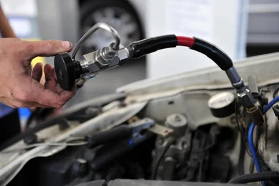  FLORIANÓPOLIS,SSC,BRASIL,28/02/2014 - Abastecimento com GNV deve sofrer aumento de 10% em março