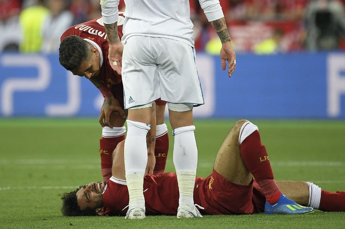 Sergio Ramos manda mensagem para Salah, mas imprensa egípcia critica  zagueiro