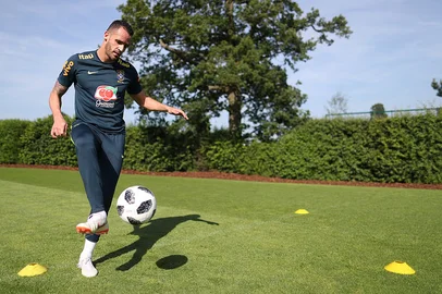 Treino no CT do Tottenham. Lucas Figueiredo/CBF