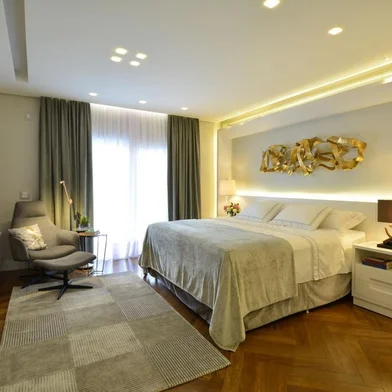 Tania Bertolucci, quarto, branco, dourado, mármore, clássico, cortina, madeira