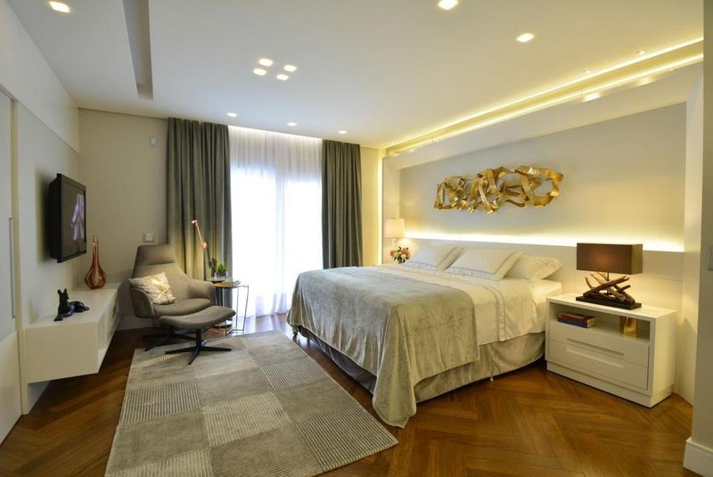 Tania Bertolucci, quarto, branco, dourado, mármore, clássico, cortina, madeira