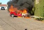 Perseguição policial acaba com carro incendiado, assaltante baleado e dois presos