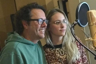 Cantora de Garibaldi Lela Rosanelli grava com Duca Leindecker