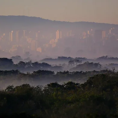  PORTO ALEGRE, RS, BRASIL, 20.06.2018. Amanhecer frio em Porto Alegre na véspera do início do inverno.Foto: Lauro Alves/Agência RBS