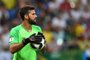 Brazils goalkeeper Alisson carries the ball during the Russia 2018 World Cup Group E football match between Brazil and Switzerland at the Rostov Arena in Rostov-On-Don on June 17, 2018. / AFP PHOTO / JOE KLAMAR / RESTRICTED TO EDITORIAL USE - NO MOBILE PUSH ALERTS/DOWNLOADS