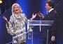 Andréa Beltrão e Daniel Boaventura divulgam primeira foto como Hebe Camargo e Silvio Santos 