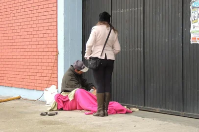 Serviço noturno de  abordagens à população de rua fez 869 atendimentos em Caxias