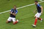 France's forward Kylian Mbappe (L) celebrates  after scoring his team's third goal  during the Russia 2018 World Cup round of 16 football match between France and Argentina at the Kazan Arena in Kazan on June 30, 2018. / AFP PHOTO / SAEED KHAN / RESTRICTED TO EDITORIAL USE - NO MOBILE PUSH ALERTS/DOWNLOADSFrança e Argentina se enfrentam em Kazan pelas oitavas de final da Copa do Mundo
