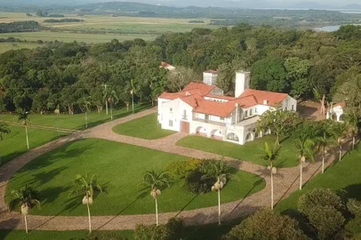fazenda arado velho , casarão do Breno Caldas