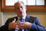 Ciro Gomes diz que PT está ensaiando "valsa na beira do abismo" ao manter candidatura de Lula