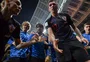 Confira as imagens feitas pelo fotógrafo derrubado pelos jogadores croatas em comemoração de gol