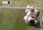 Tenista leva bolada e imita Neymar em Wimbledon