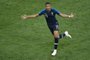  Frances forward Kylian Mbappe celebrates after scoring a goal during the Russia 2018 World Cup final football match between France and Croatia at the Luzhniki Stadium in Moscow on July 15, 2018. / AFP PHOTO / GABRIEL BOUYS / RESTRICTED TO EDITORIAL USE - NO MOBILE PUSH ALERTS/DOWNLOADSEditoria: SPOLocal: MoscowIndexador: GABRIEL BOUYSSecao: soccerFonte: AFPFotógrafo: STF
