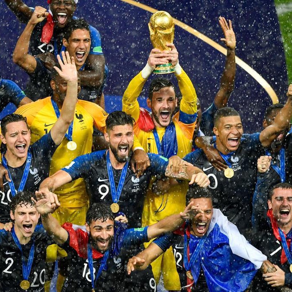 França vence a Croácia por 4 a 2 e conquista o bicampeonato da Copa do Mundo