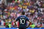  Frances forward Kylian Mbappe (C) is seen during the Russia 2018 World Cup final football match between France and Croatia at the Luzhniki Stadium in Moscow on July 15, 2018. Kirill KUDRYAVTSEV / AFPEditoria: SPOLocal: MoscowIndexador: KIRILL KUDRYAVTSEVSecao: soccerFonte: AFPFotógrafo: STF