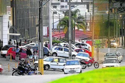 Baderna na Perimetral Norte