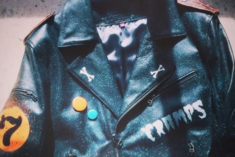 Três jaquetas da coleção de inverno da grife Black Bull serão customizadas pelo estúdio de arte Cusco Rebel