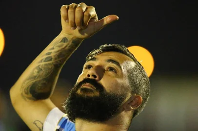  NOVO HAMBURGO, RS, BRASIL - 26/06/2018 - Grêmio x Chapecoense - Brasileirão de Aspirantes. Na foto, Douglas. (Lauro Alves/Agência RBS)