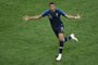 France's forward Kylian Mbappe celebrates after scoring a goal during the Russia 2018 World Cup final football match between France and Croatia at the Luzhniki Stadium in Moscow on July 15, 2018. / AFP PHOTO / GABRIEL BOUYS / RESTRICTED TO EDITORIAL USE - NO MOBILE PUSH ALERTS/DOWNLOADSEditoria: SPOLocal: MoscowIndexador: GABRIEL BOUYSSecao: soccerFonte: AFPFotógrafo: STF