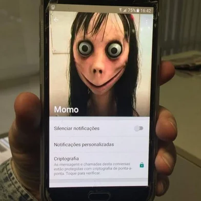 Momo, suposto "monstro" do WhatsApp, ganhou repercussão em sites noticiosos e nas redes sociais